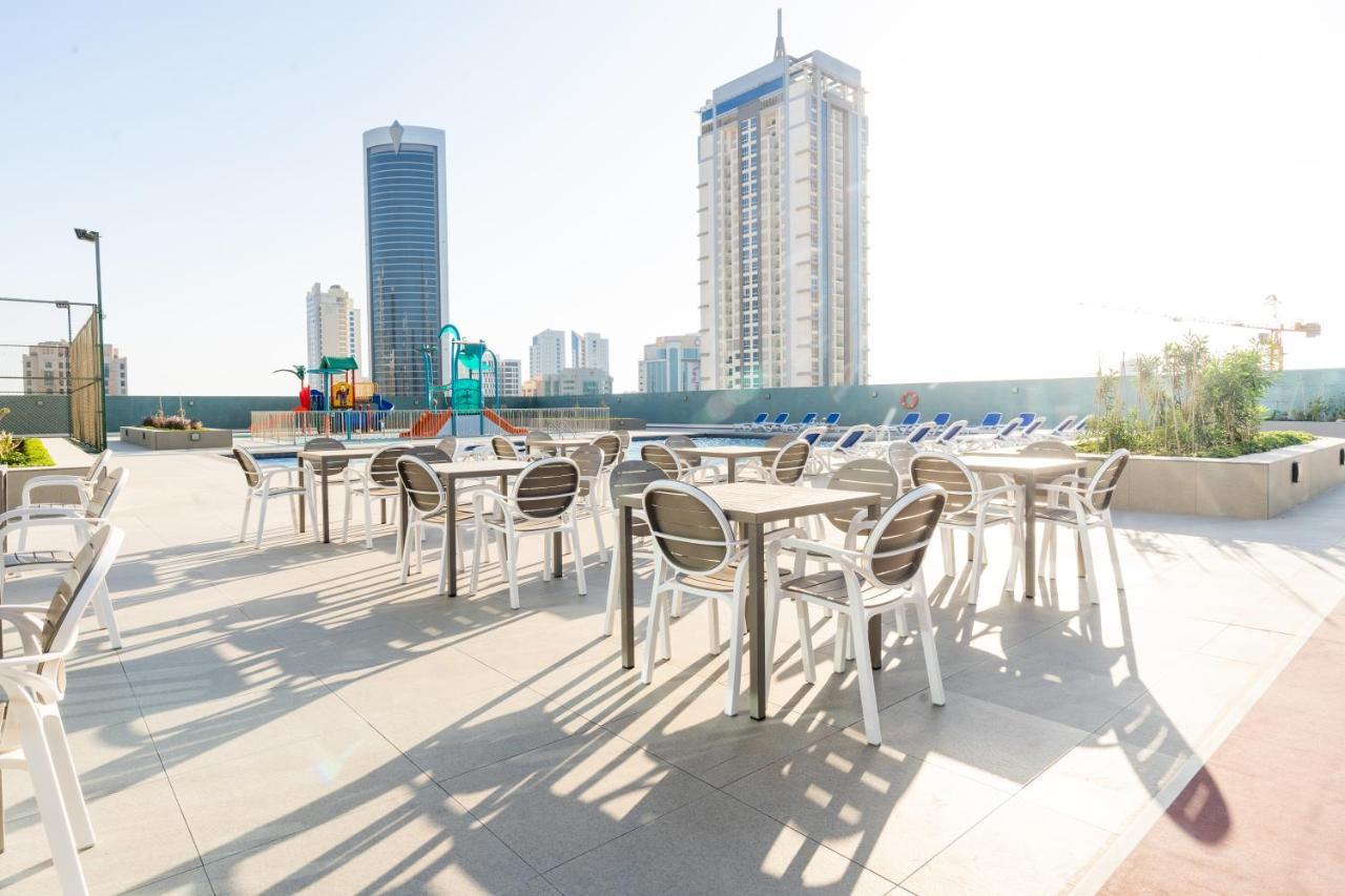 S Plaza Suites Hotel Seef Exterior foto